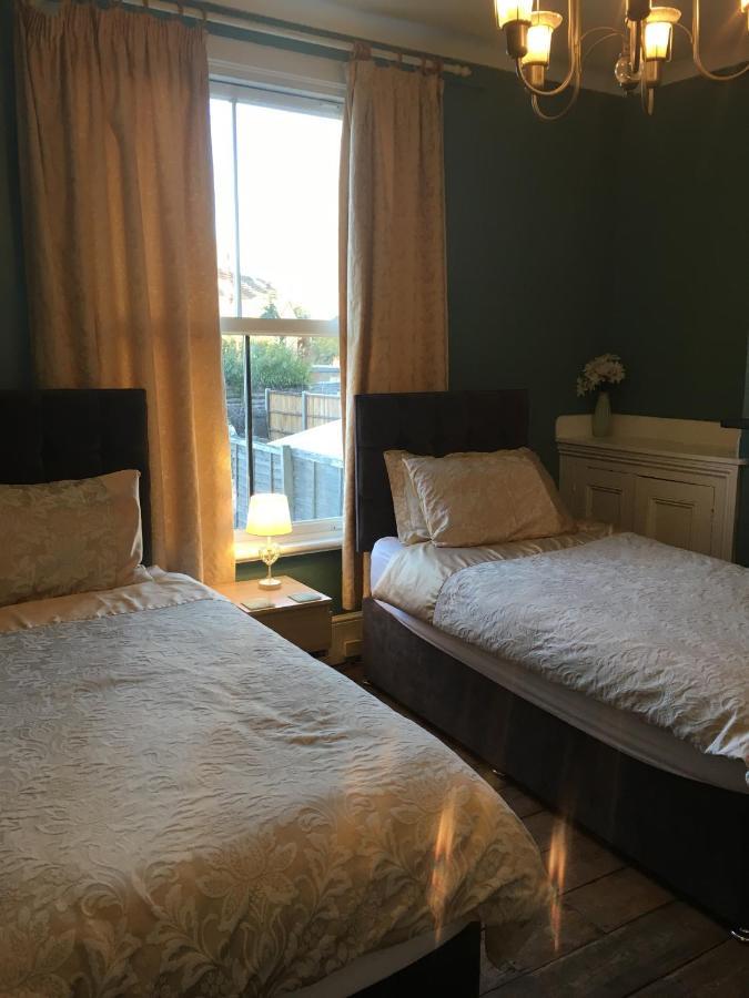 The Townhouse B And B Aylesbury  Ngoại thất bức ảnh